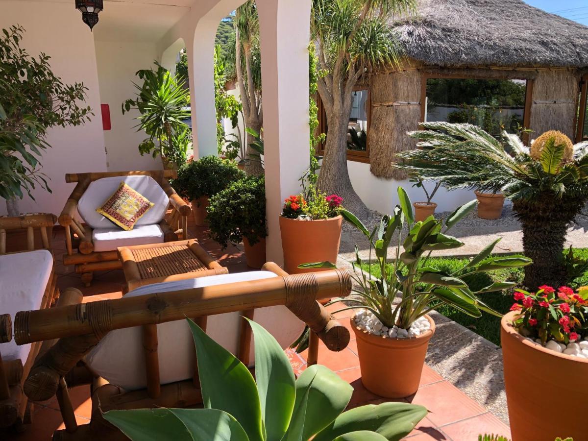 Hostal Casa Arco Iris Los Canos De Meca Extérieur photo