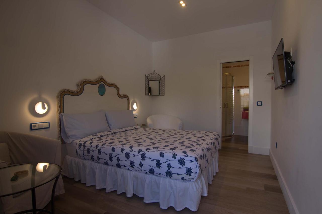 Hostal Casa Arco Iris Los Canos De Meca Extérieur photo
