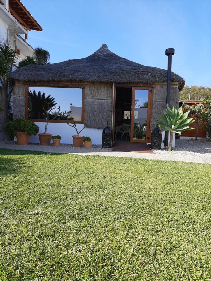 Hostal Casa Arco Iris Los Canos De Meca Extérieur photo